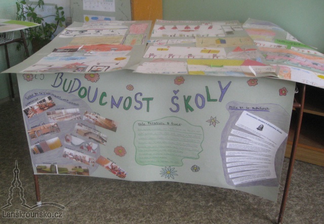 16-projekt Skola v case.jpg